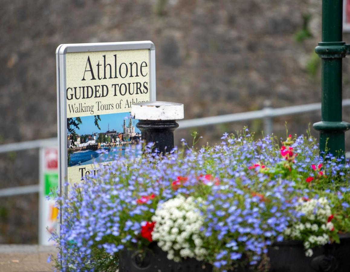 Bed and Breakfast The Bailey Gastro Bar Athlone Exterior foto